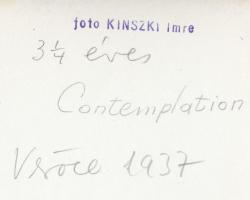 1937 Kinszki Imre (1901-1945: Juditka három éves, pecséttel jelzett, feliratozott vintage fotó, 17x1...