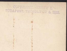 cca 1920-1930 Kerny István (1879-1963): Cséplés gőzgéppel, pecséttel jelzett vintage fotó, 10x16 cm