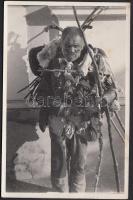 cca 1930-1940 Dulovits Jenő (1903-1972): Budapesti nomád bennszülött, pecséttel jelzett vintage szociofotó, 12x7 cm