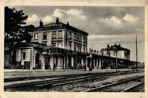 Érsekújvár, Vasútállomás / railway station (EB)