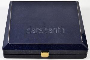 2000. "A Magyarok Államalapításának 1000 Éves Évfordulója Emlékére - Szeri Gyűlés / Géza Nagyfe...