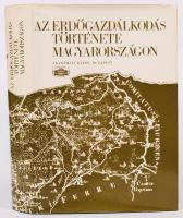 Kolossváry Szabolcsné(szerk.): Az erdőgazdálkodás története Magyarországon (tanulmányok). Bp., 1975, Akadémiai Kiadó. Kiadói egészvászon kötés, védőborítóval, jó állapotban.
