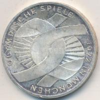 NSZK 1972G 10M Ag "Olimpia-München" T:2-
GFR 1972G 10 Mark Ag "Olymics Munich" C...