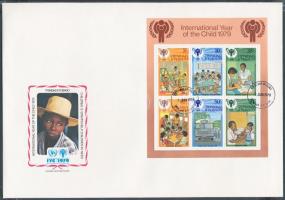 International Children's Year 7 diff. blocks on 6 large FDC Nemzetközi Gyermekév 7 klf blokk 6 ...