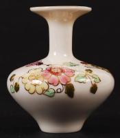 Kézzel festett, virágmintás Zsolnay porcelán mini váza, hibátlan, jelzett, m: 8 cm