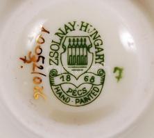 Kézzel festett, virágmintás Zsolnay porcelán mini váza, hibátlan, jelzett, m: 8 cm