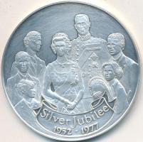 Nagy-Britannia 1977. "II. Erzsébet ezüst jubileum" Ag emlékérem dísztokban (40g/0.925/50mm) T:PP  Great Britain 1977. "Elizabeth II - Silver Jubilee" Ag medallion in case (40g/0.925/50mm) C:PP