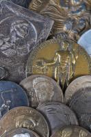 21db vegyes magyar és külföldi emlékérem, sportérem jobb darabokkal T:vegyes