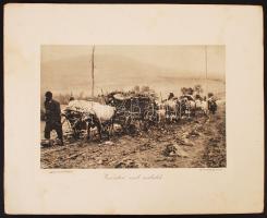 cca 1916 Visszatérő szerb családok. Első Világháborús fotó kinagyítva, Légrády testvérek, foltos a s...