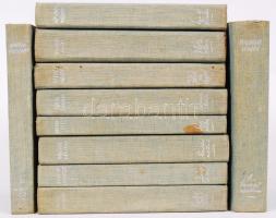 Harc a levegőért sorozat (Műegyetemi Sportrepülő Egyesület), 10 kötet. Bp., Révai. Kopottas, Ezüstözött kiadói egészvászon kötésben, kopottas állapotban.