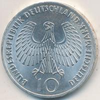 NSZK 1972G 10M Ag "Olimpia-München/Olimpiai Láng" T:1-,2 GFR 1972G 10 Mark Ag "Olympic Games Munich/Olympic Flame" C:AU,XF Adamo KM#135