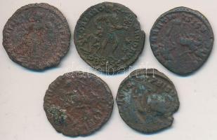 Római Birodalom / 5db vegyes bronzpénz T:2-,3 Roman Empire / 5pcs of mixed bronze coins C:VF,F
