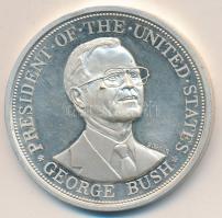 Bognár György (1944-) 1989. "George Bush látogatása Magyarországon" Ag emlékérem (31.3g/0....