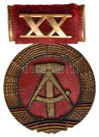 NDK 1969. "Az NDK fennállásának 20. évfordulójára" érdemérem eredeti tokban T:2 GDR 1969. "20th Anniversary of the GDR" service medal in original case C:XF