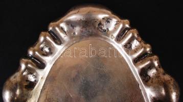 Ezüst (Ag) tálca, peremén hólyag domborított díszítéssel, jelzett, mesterjeggyel, 17×35 cm, nettó: 2...