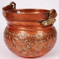 2 db réz vizeskancsó és egy kis réz üst m:9 cm, kancsók, m:30 és 38 cm