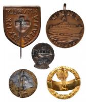 5db klf jelvény és emlékérem, közte DN "Kisfaludy - a Balaton első gőzhajója - MHRT Hévíz"...