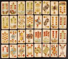 1916 Háborús kártya pakli. Kriegsspielkarte. Hiánytalan csomag, a lapokon hadi eseményekkel és a központi hatalmak vezéregyéniségével. Kopott lapok, eredeti dobozban. / 1916 Military field card. Complete deck of 32 cards in original box