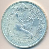 1984. 500Ft Ag "Nők évtizede" T:BU Eredeti tokban, tanúsítvánnyal!