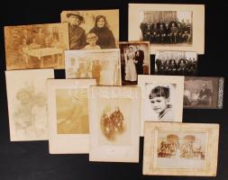 cca 1900-1940 Nagy okmány és nyomtatvány tétel, néhány fotóval