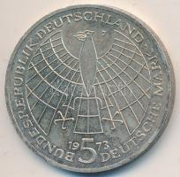 NSZK 1973J 5M Ag "Kopernikusz" T:2 GFR 1973J 5 Mark "Birth of Nicholas Copernicus" C:XF