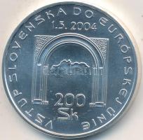 Szlovákia 2004. 200K Ag "Szlovákia belépése az EU-ba" T:BU Slovakia 2004. 200 Korun Ag "Slovakian entry into the European Union" C:BU Krause KM# 78