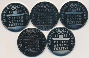 Papp László (1947-) 1992. "Barcelonai Olimpia- Magyar Csapat" (5x) ezüstözött emlékérmek dísztokban (42,5mm) T:PP