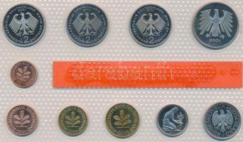 Németország 2001J 1Pf-5M 10klf db, benne 3klf 2M, forgalmi szett laminált tokban T:PP
Germany 2001J ...