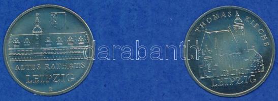 NDK 1984. 5M "Lipcse Városháza" + 5M "Lipcse Szent Tamás Templom" dísztokban T:BU GDR 1984. 5 Mark "Leipzig Old City Hall" + 5 Mark "Thomas Church of Leipzig" in original case C:BU