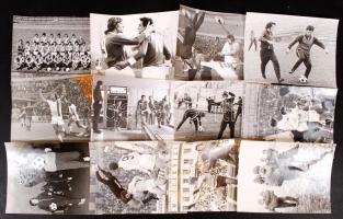 cca 1960-1970 39 db, főként focival kapcsolatos sportfotó, 14x9 és 24x18 cm