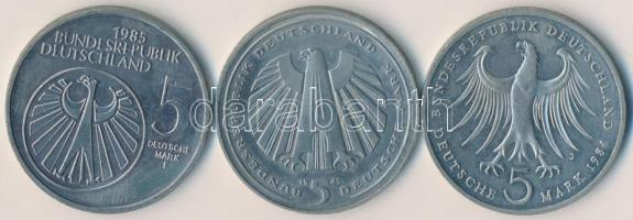NSZK 1984J 5M "Felix Mendelssohn születésének 175. évfordulója" + 1985G 5M "150. évfordulója a német vasútnak" + 1985F 5M "Zene Európai Éve" T:BU GFR 1984J 5 Mark "175th Anniversary - Birth of Felix Bartholdy" + 1985G 5 Mark "150th Anniversary - German Railroad" + 1985F 5 Mark "European Year of Music" C:BU Krause KM# 161,163,162.