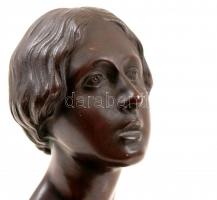 Fritz Bagdons: Ave Maria. Patinázott bronz büszt, jelzett, m:23 cm