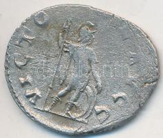 Roman Empire / Mediolanum / Valerian I. 253-260. Antoninianus Ag "IMP. C. P. LIC. VALERIANVS AVG. / VICTORIAE. AVGG." (2,62g) C:VF,F RIC 225.