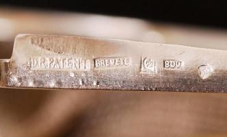 cca 1900 Ezüst színházi táska. Bőr betéttel. / cca 1900 Silver theatre bag. br: 280 g