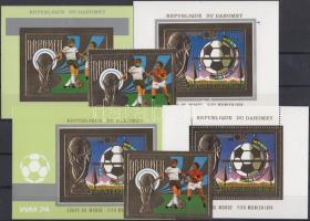 Labdarúgó VB aranyfóliás fogazott + vágott bélyeg + aranyfóliás fogazott + vágott blokkok, Football World Cup gold-foiled perforated + imperforated stamps + gold-foiled perforated + imperforated blocks