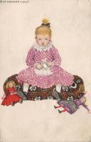 s: Mela Koehler (EB)