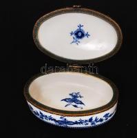 Porcelán ékszertartó, hibátlan, jelzett, 5x12x8 cm