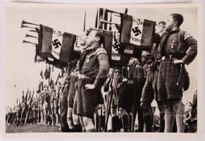 cca 1935-1940 A Hitlerjugend fanfárjai, kisméretű náci propagandanyomtatvány / cca 1935-1940 The Hitler Youth