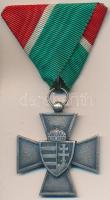 1940. "Nemzetvédelmi Kereszt / A Hazáért" kitüntetés mellszalaggal T:2 Hungary 1940. National Defense Cross with ribbon  C:XF