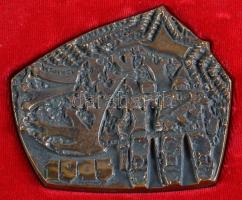 1945. Azonosítatlan háborús egyoldalas Br plakett dísztokban T:1-
1945. Unidentified wartime one-sid...