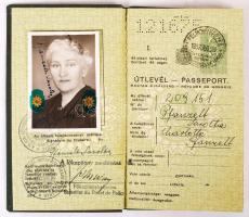1937 Bp., A Magyar Királyi Rendőrség által kiállított fényképes útlevél / 1937 Hungarian passport