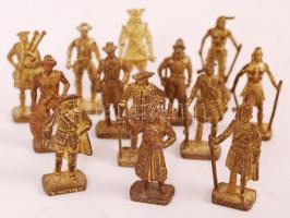 33 db réz mini katona, jelzettek, m:4 cm