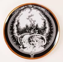 Jurcsák László által tervezett Hollóházi porcelán fali tál, karcolásokkal, d: 25 cm
