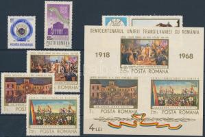 27 stamps with sets + 1 block on 2 stock cards 27 db bélyeg, közte sorokkal + 1 db blokk 2 stecklapo...