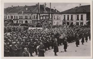 1938 Rozsnyó, Bevonulás, Neumann és Seidl üzlete / entry of the Hungarian troops, shops 'vissza' So. Stpl