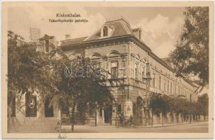 Kiskunhalas, Takarékpénztár palotája