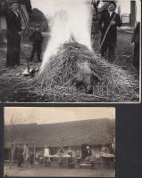 cca 1940-1950 Disznóvágás, pörzsölés hagyományos módon, a nagyobb képen Tiszavölgyi József pecsétje, 9x14 cm és 13x18 cm