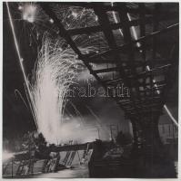 cca 1970 Szilveszter éjszaka, 17x17 cm