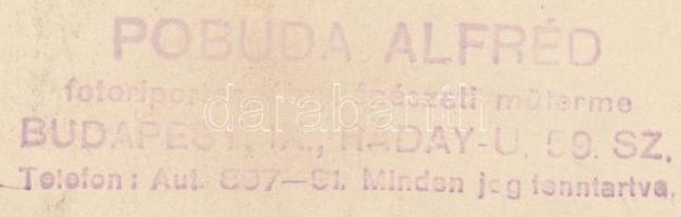 1928 Pobuda Alfréd(1876-1942): Hoki csapat a városligeti műjégpályán, pecséttel jelzett, feliratozot...