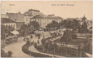 Braila, Platz des Heil. Erzengel, automobile, tram (EK)